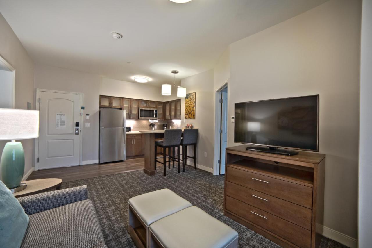 Staybridge Suites Houston - Humble Beltway 8 E By Ihg Eksteriør billede