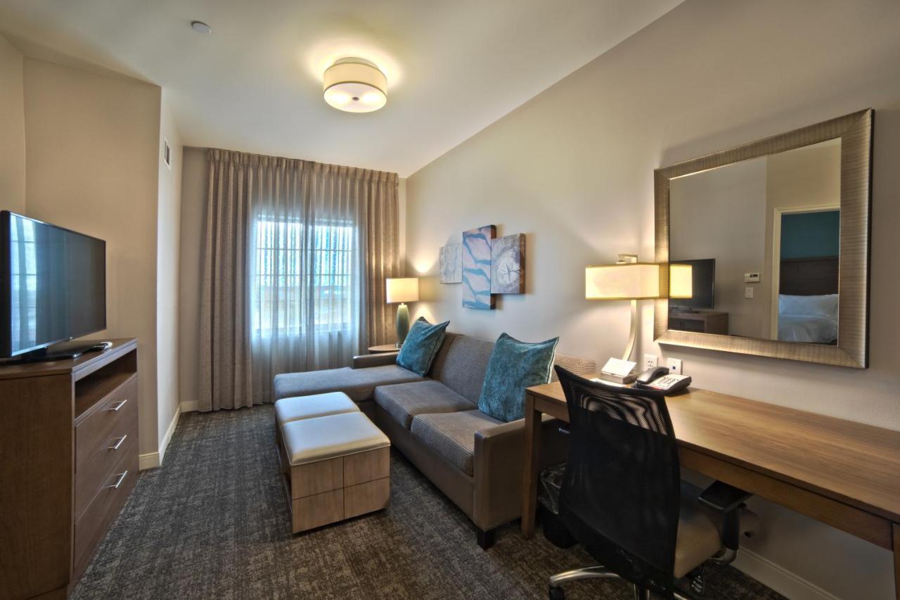 Staybridge Suites Houston - Humble Beltway 8 E By Ihg Eksteriør billede